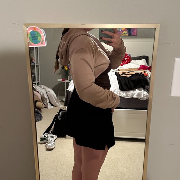 cropped workout hoodie - Picture 2 of 3